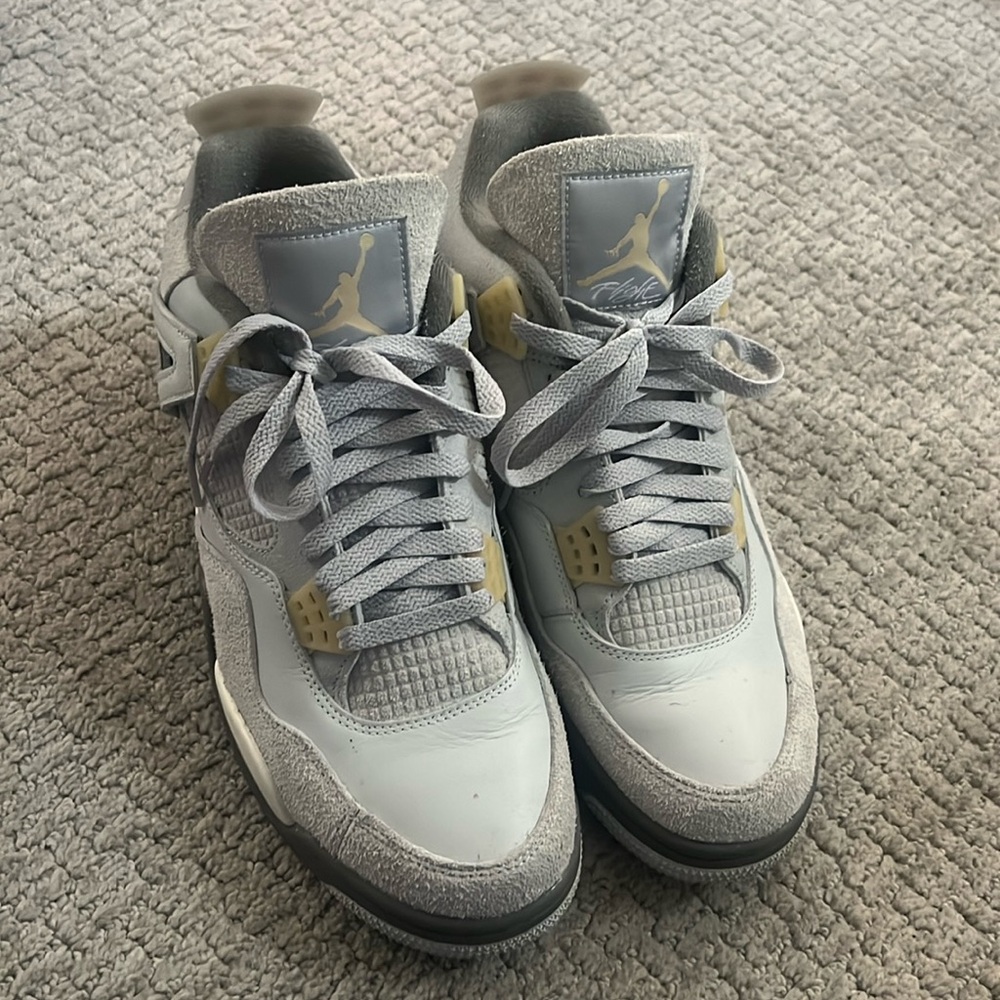 Worn once. Great condition